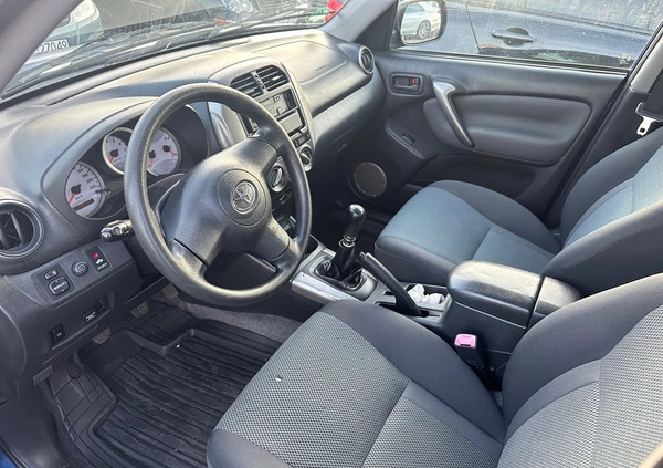 Toyota RAV4 cena 21900 przebieg: 175000, rok produkcji 2003 z Bydgoszcz małe 56